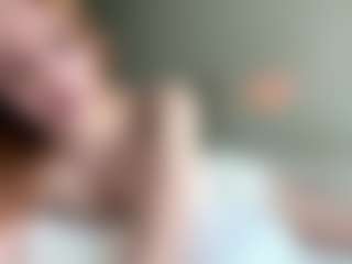 LauraStraker's Live Sex Cam Show