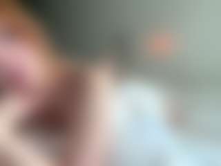 LauraStraker's Live Sex Cam Show