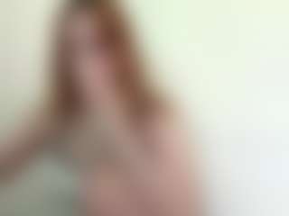 LauraStraker's Live Sex Cam Show