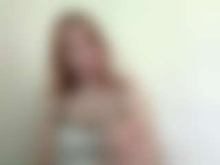 LauraStraker's Live Sex Cam Show