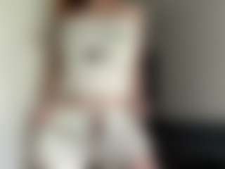 LauraStraker's Live Sex Cam Show