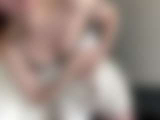 LauraStraker's Live Sex Cam Show