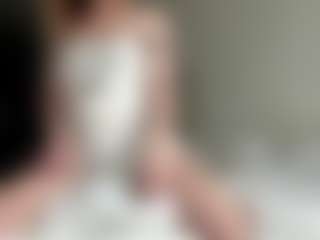 LauraStraker's Live Sex Cam Show