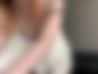 LauraStraker's Live Sex Cam Show