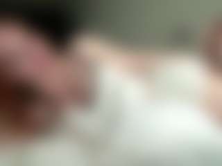 LauraStraker's Live Sex Cam Show