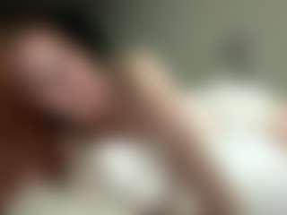 LauraStraker's Live Sex Cam Show