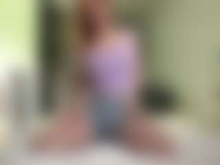 LauraStraker's Live Sex Cam Show