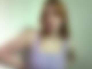 Live cam show with LauraStraker - Sexwebcam Red Hair on livesuperchat.net