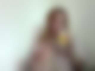 LauraStraker's Live Sex Cam Show