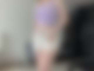 LauraStraker's Live Sex Cam Show