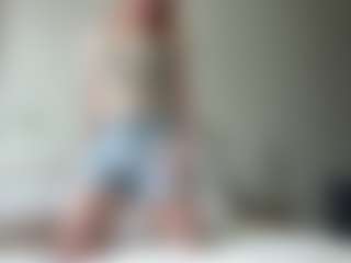 LauraStraker's Live Sex Cam Show