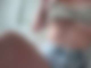 LauraStraker's Live Sex Cam Show