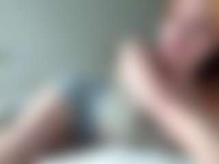 LauraStraker's Live Sex Cam Show