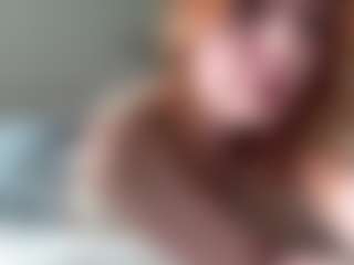 LauraStraker's Live Sex Cam Show