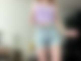 LauraStraker's Live Sex Cam Show