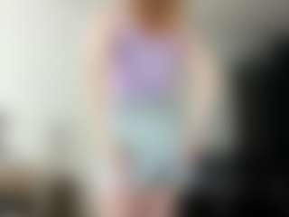 LauraStraker's Live Sex Cam Show