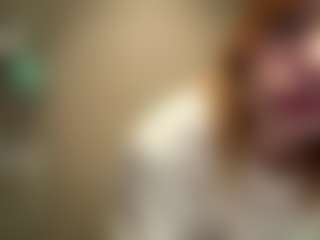 Live cam show with LauraStraker - Big Tits on xxxlivecams.org