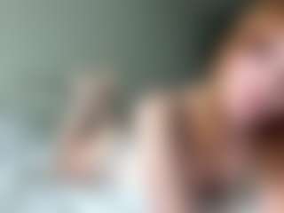 LauraStraker's Live Sex Cam Show
