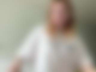LauraStraker's Live Sex Cam Show