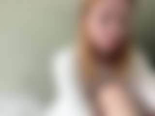 LauraStraker's Live Sex Cam Show