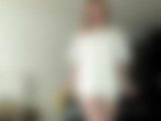 LauraStraker's Live Sex Cam Show