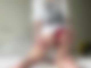 LauraStraker's Live Sex Cam Show