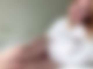 LauraStraker's Live Sex Cam Show