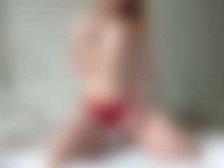 LauraStraker's Live Sex Cam Show