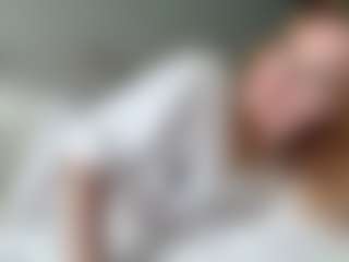 LauraStraker's Live Sex Cam Show