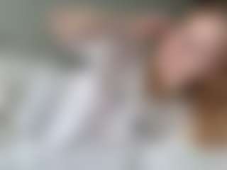LauraStraker's Live Sex Cam Show