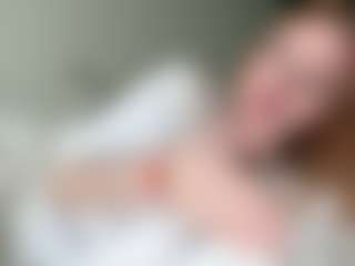 LauraStraker's Live Sex Cam Show