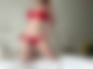 LauraStraker's Live Sex Cam Show