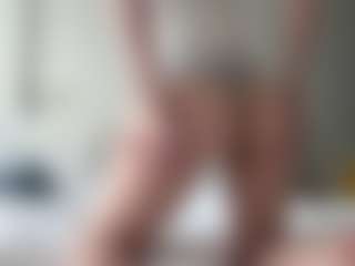 LauraStraker's Live Sex Cam Show
