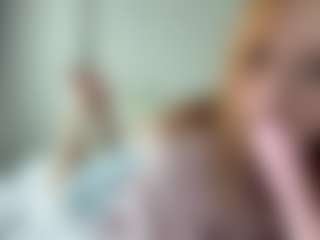 Live cam show with LauraStraker - Lingerie on hrnylive.com