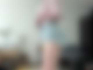 LauraStraker's Live Sex Cam Show