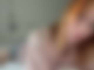 LauraStraker's Live Sex Cam Show