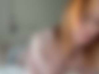 LauraStraker's Live Sex Cam Show