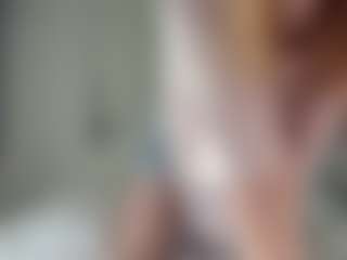 LauraStraker's Live Sex Cam Show