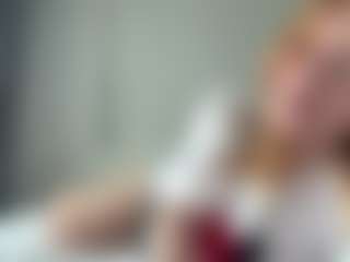 LauraStraker's Live Sex Cam Show