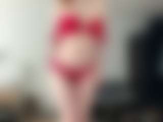 LauraStraker's Live Sex Cam Show