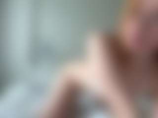 LauraStraker's Live Sex Cam Show