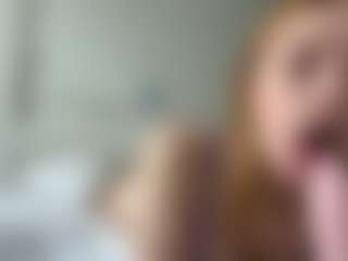 LauraStraker's Live Sex Cam Show