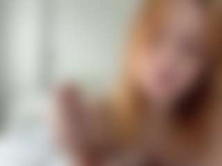 LauraStraker's Live Sex Cam Show