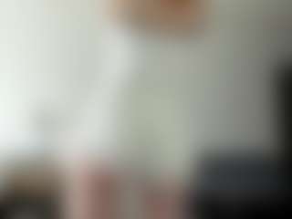 Live cam show with LauraStraker - Young Adult Teen (18+) on Camsoda
