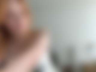 LauraStraker's Live Sex Cam Show