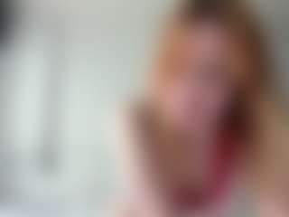 Live cam show with LauraStraker - Red Hair on StripNow