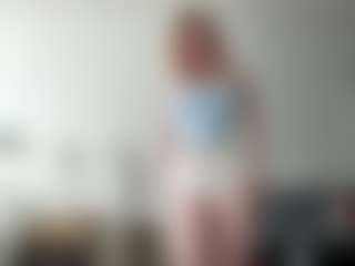 LauraStraker's Live Sex Cam Show