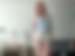 LauraStraker's Live Sex Cam Show