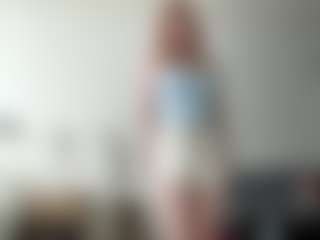 LauraStraker's Live Sex Cam Show