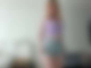 LauraStraker's Live Sex Cam Show